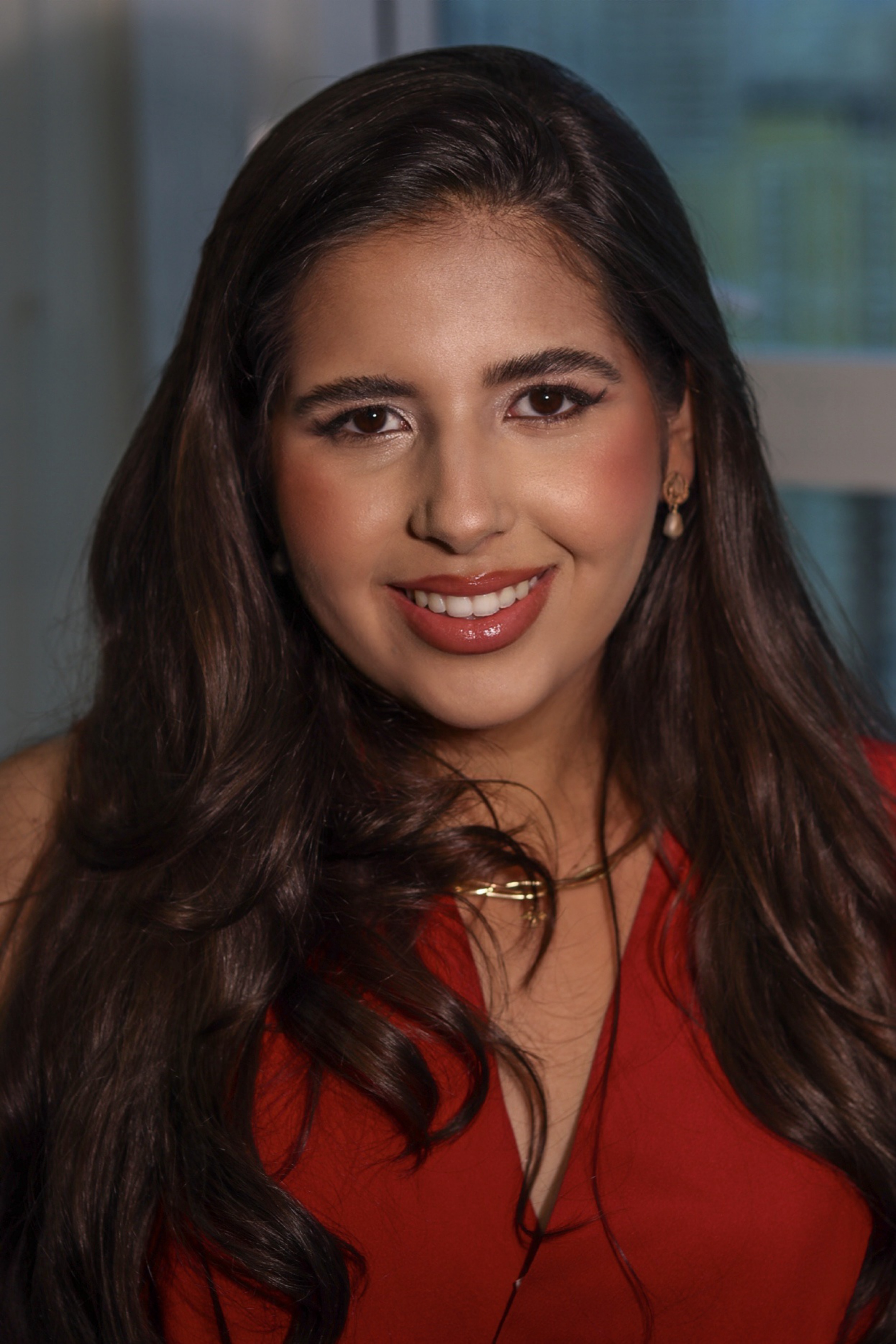 Retrato sorridente da Dra. Helena Sebin